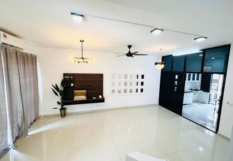 Bandar Mahkota Banting (Brooklands)