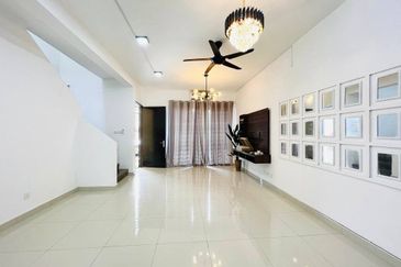 Bandar Mahkota Banting (Brooklands)