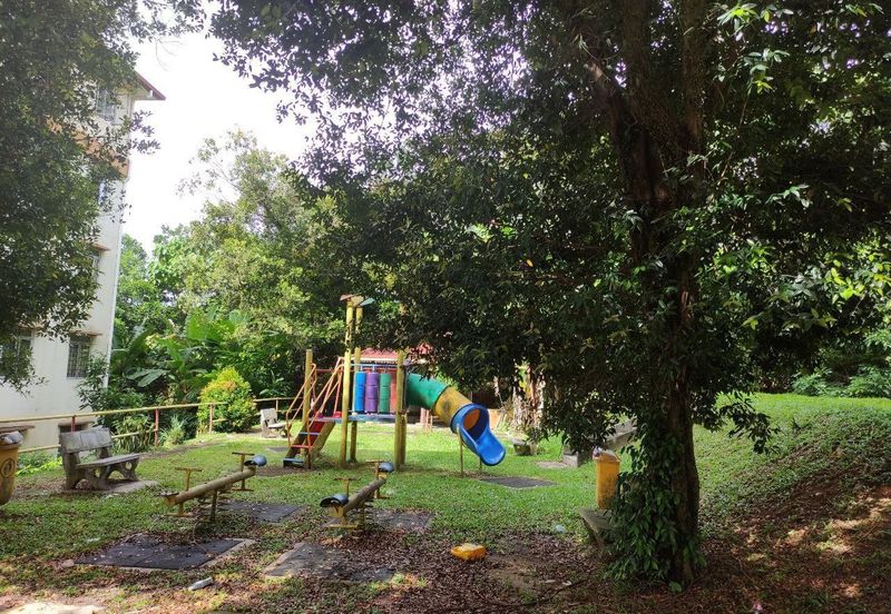 Taman Bukit Inai Apartment