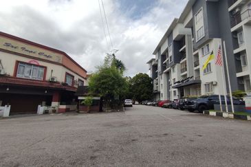 Taman Bukit Inai Apartment