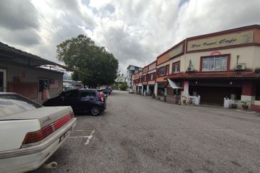 Taman Bukit Inai Apartment