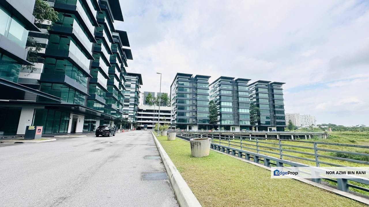 CYBERJAYA Lingkaran Cyberpoint Timur Semi-detached Tower @ Star Central for Sale , Selangor, Cyberjaya