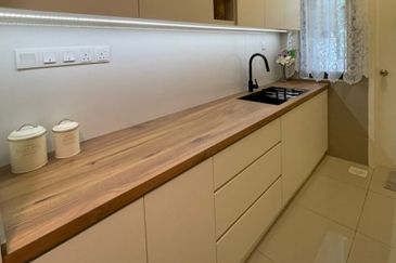 Crescent Park Townvilla