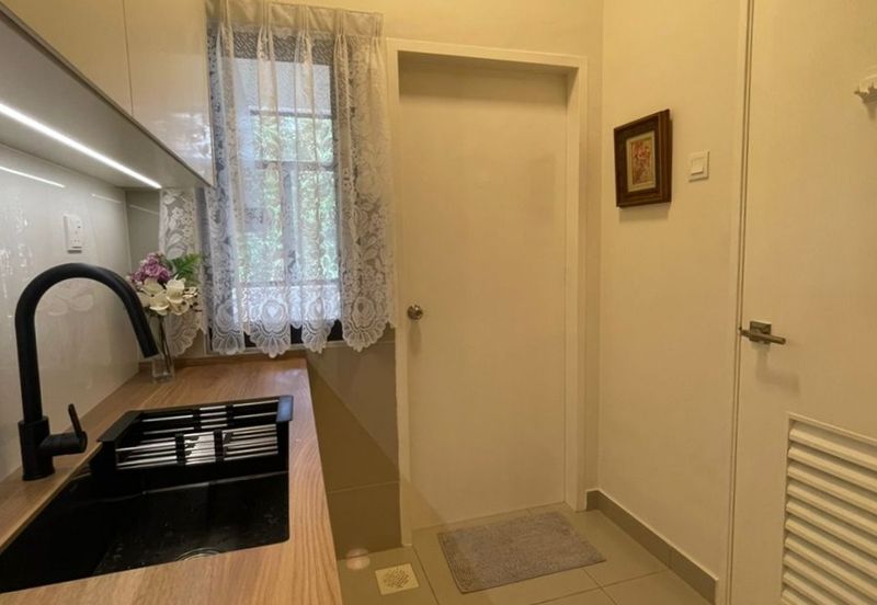 Crescent Park Townvilla