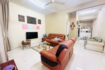 Taman Desa Baiduri Aman