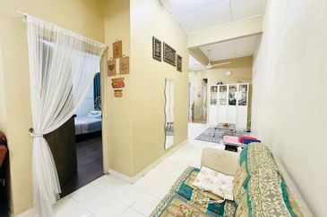 Taman Desa Baiduri Aman