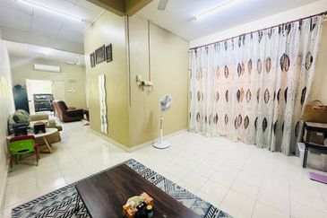 Taman Desa Baiduri Aman