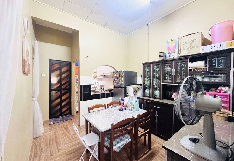 Taman Desa Baiduri Aman