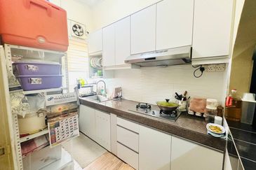 Taman Desa Baiduri Aman