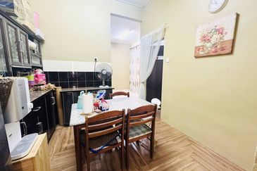 Taman Desa Baiduri Aman