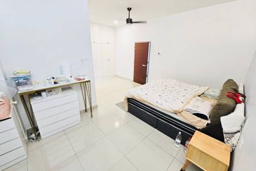 Evira @ Warisan Puteri