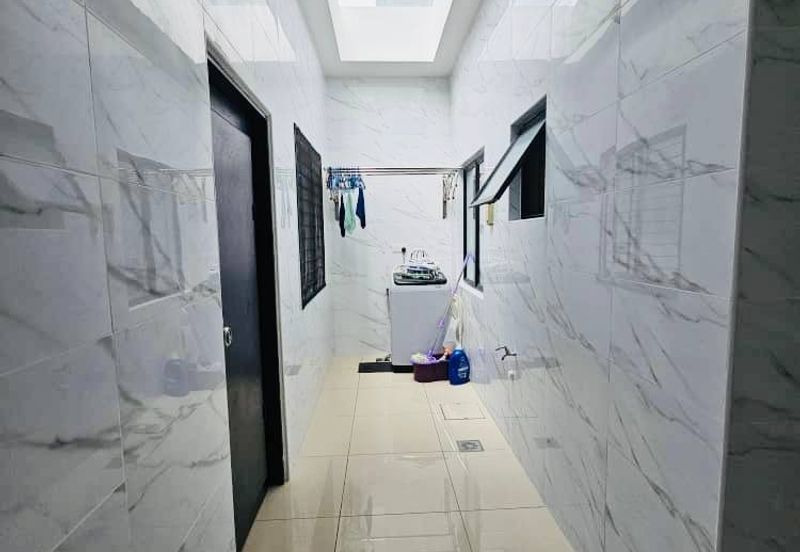 Evira @ Warisan Puteri