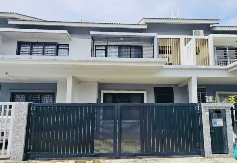 Evira @ Warisan Puteri