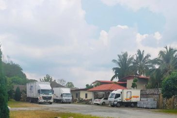 NEGERI SEMBILAN Senawang Tanah Lot Kediaman Matahari Height for Sale