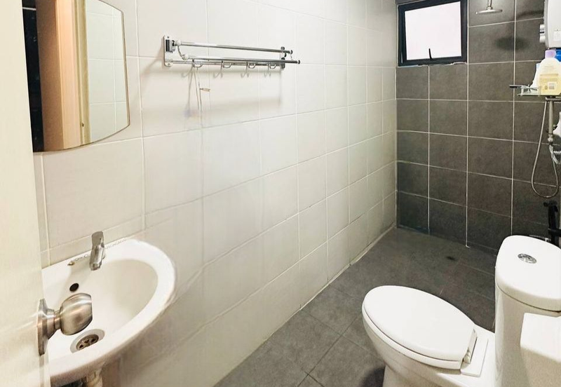 PR1MA One @ Laman View