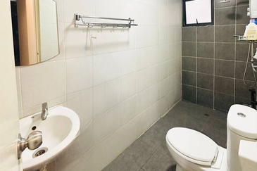 PR1MA One @ Laman View