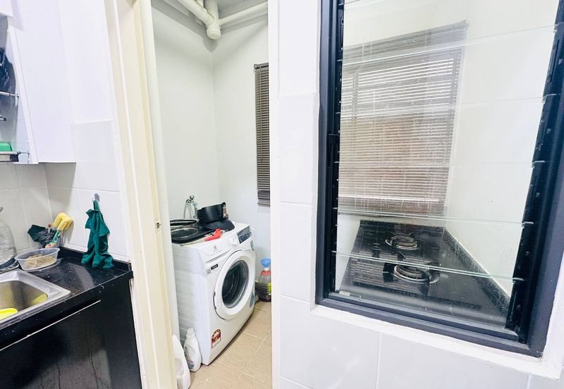 PR1MA One @ Laman View