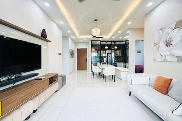 La Thea Residences @ 16 Sierra