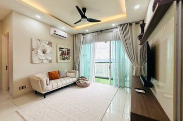 La Thea Residences @ 16 Sierra