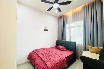 La Thea Residences @ 16 Sierra