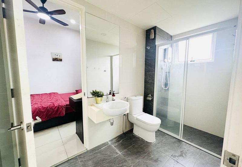 La Thea Residences @ 16 Sierra