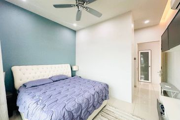 La Thea Residences @ 16 Sierra