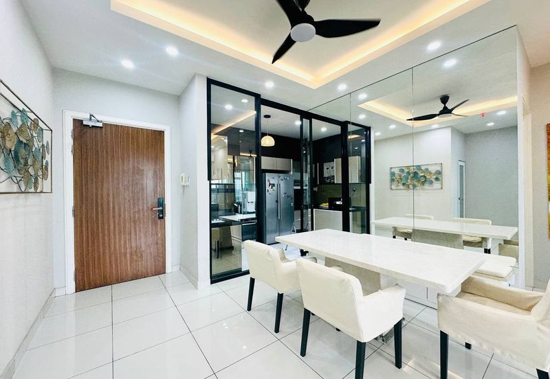 La Thea Residences @ 16 Sierra