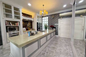 Seksyen 8, Kota Damansara