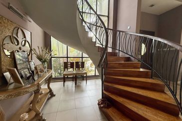 Seksyen 8, Kota Damansara