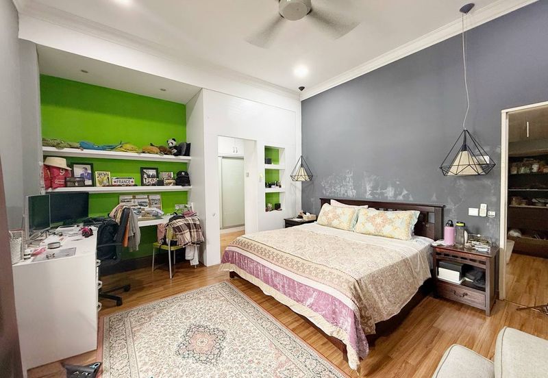 Seksyen 8, Kota Damansara