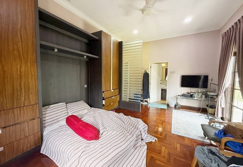 Seksyen 8, Kota Damansara