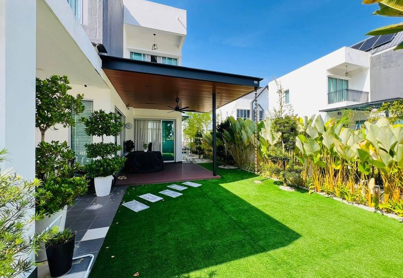 Ebonylane @ Eco Forest