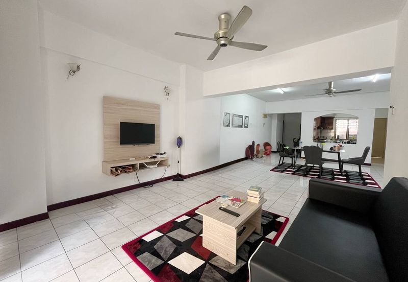 BUKIT JALIL Fully Furnished Freehold Vista Komanwel Condominium for Sale 