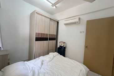 BUKIT JALIL Fully Furnished Freehold Vista Komanwel Condominium for Sale 