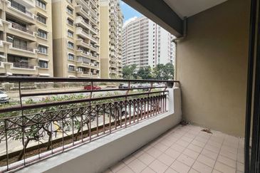 BUKIT JALIL Fully Furnished Freehold Vista Komanwel Condominium for Sale 