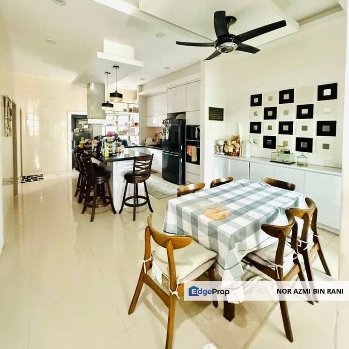 KLANG Bandar Bukit Raja Freehold Fully Furnished 2½ Storey Superlink House for Sale , Selangor, Klang