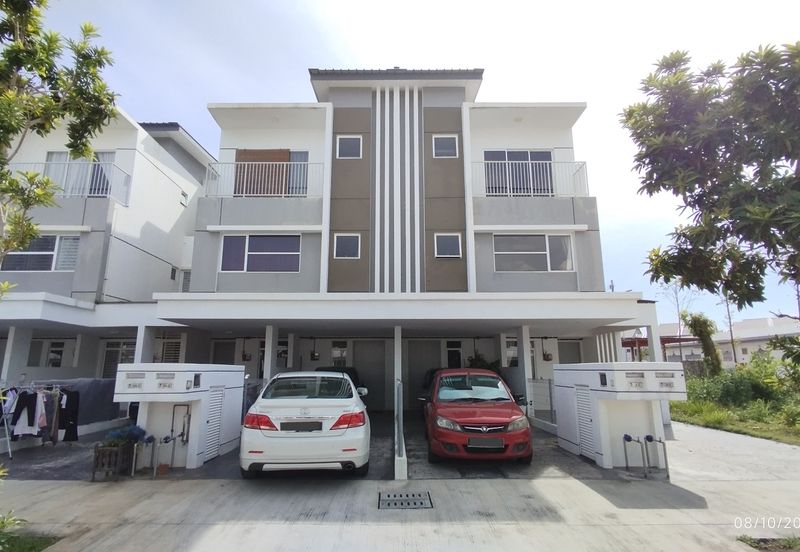 Platinum Residence @ Dengkil