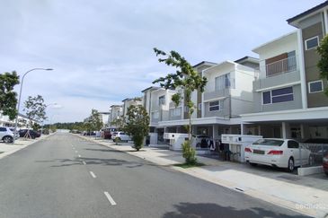 Platinum Residence @ Dengkil