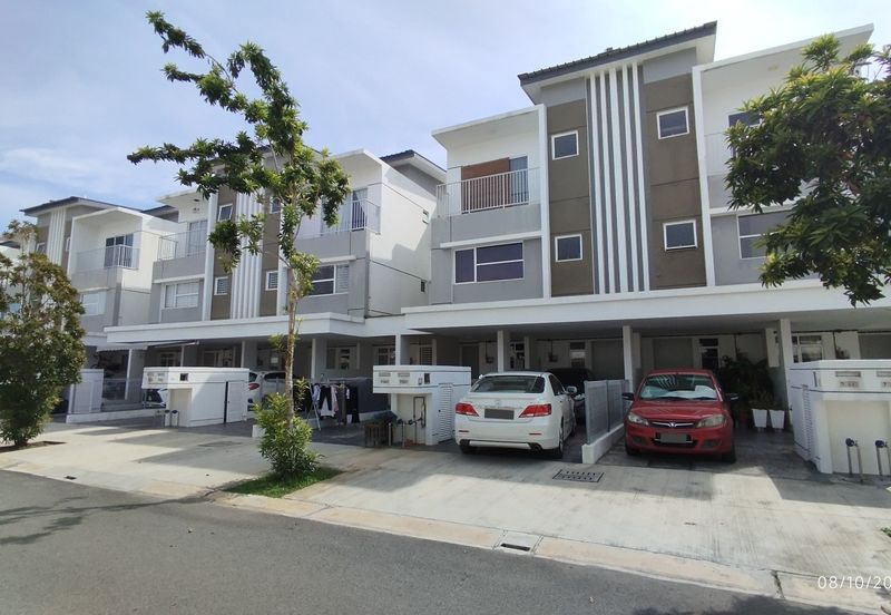 Platinum Residence @ Dengkil