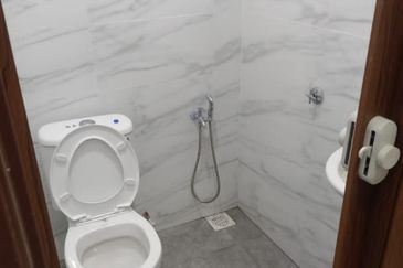 Rumah Rakyat Selaru, Johol