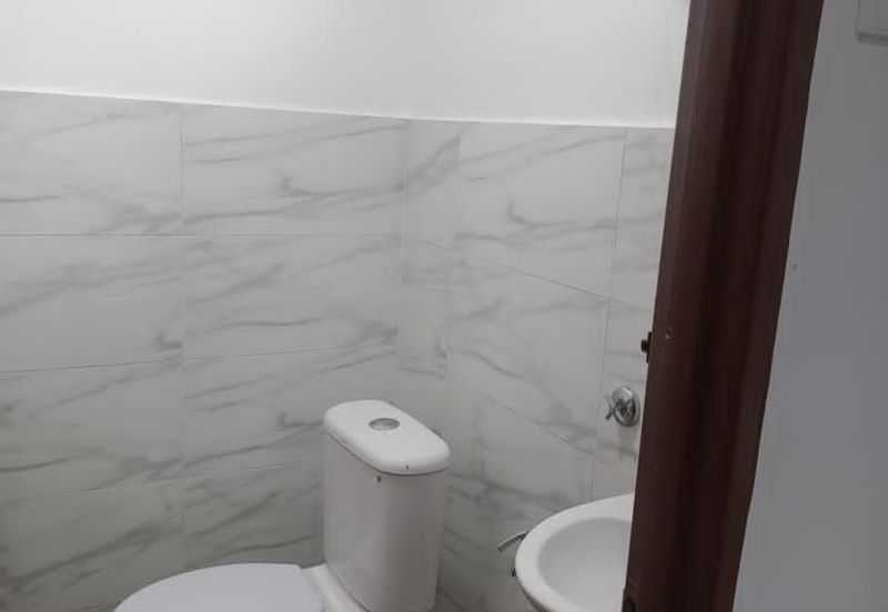 Rumah Rakyat Selaru, Johol