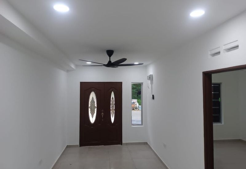 Rumah Rakyat Selaru, Johol