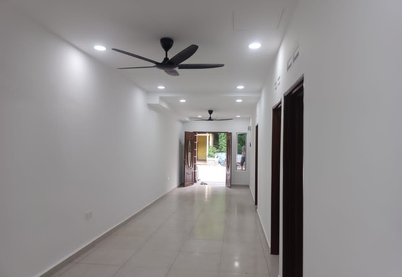 Rumah Rakyat Selaru, Johol