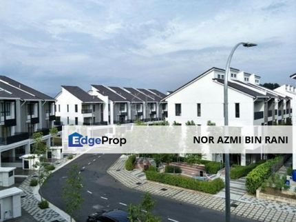 BANGI Bandar Bukit Mahkota Fully Furnished Freehold 1½ Storey Townhouse Crescent Park for Sale , Selangor, Bangi