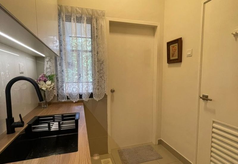 Crescent Park Townvilla