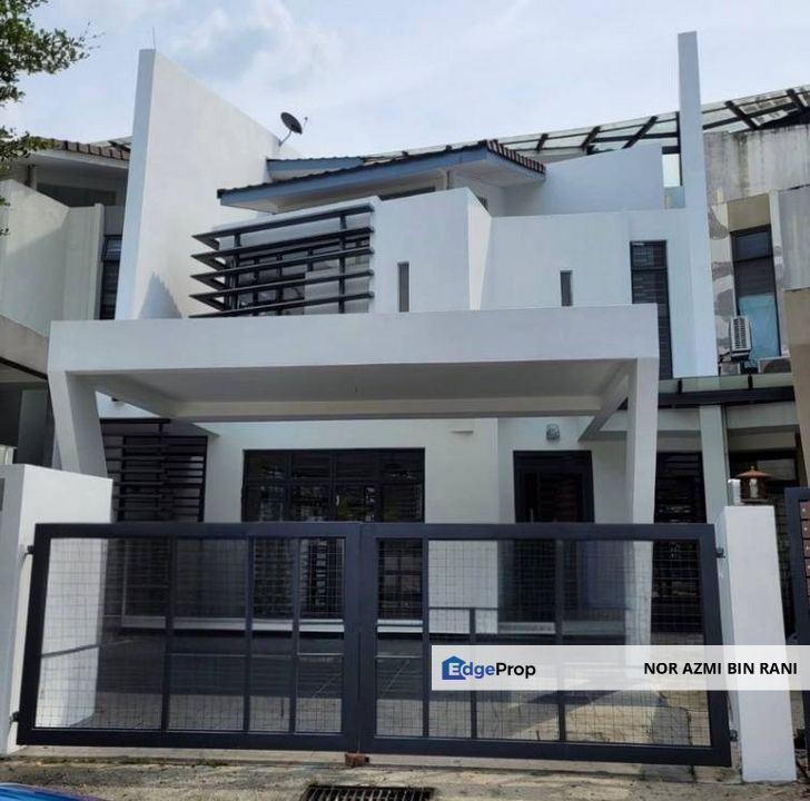 SHAH ALAM Seksyen U1 Laman Glenmarie Freehold Renovated 3 Storey Link House for Sale , Selangor, Glenmarie