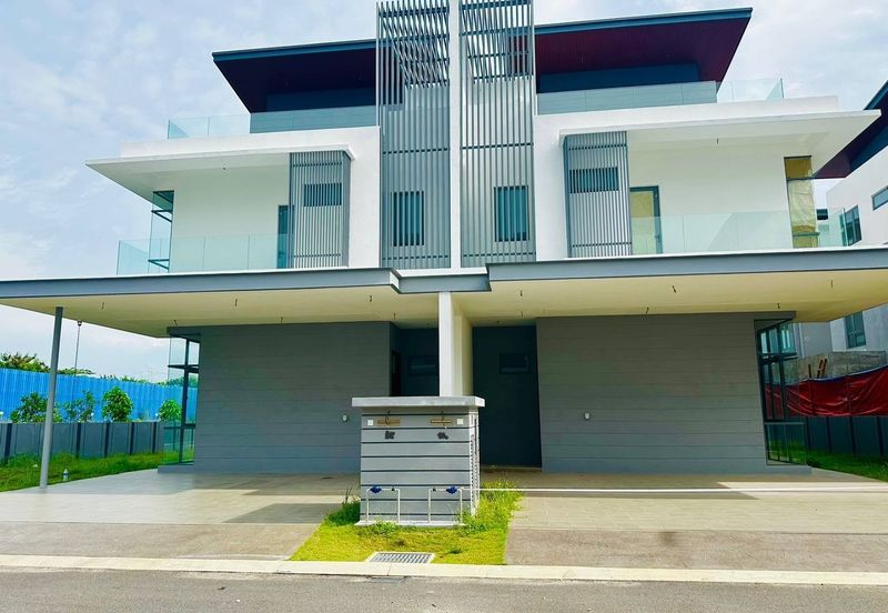 Broadleaf Residences, Hometree