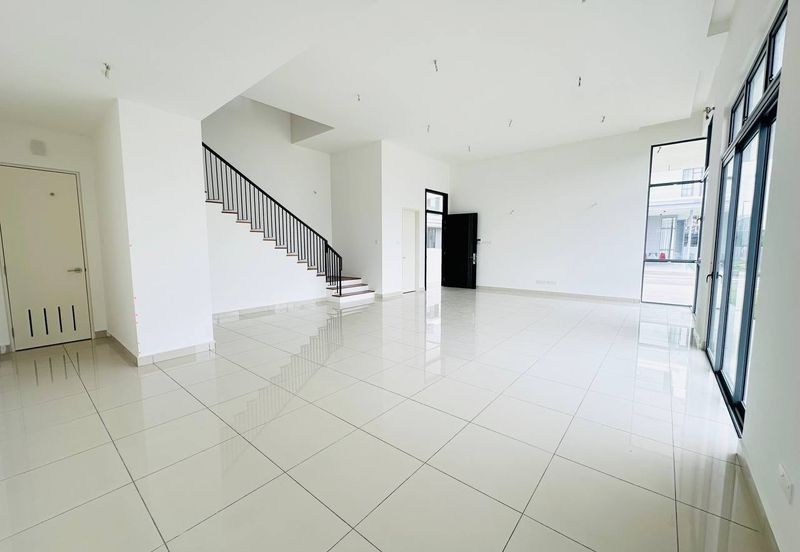 Broadleaf Residences, Hometree