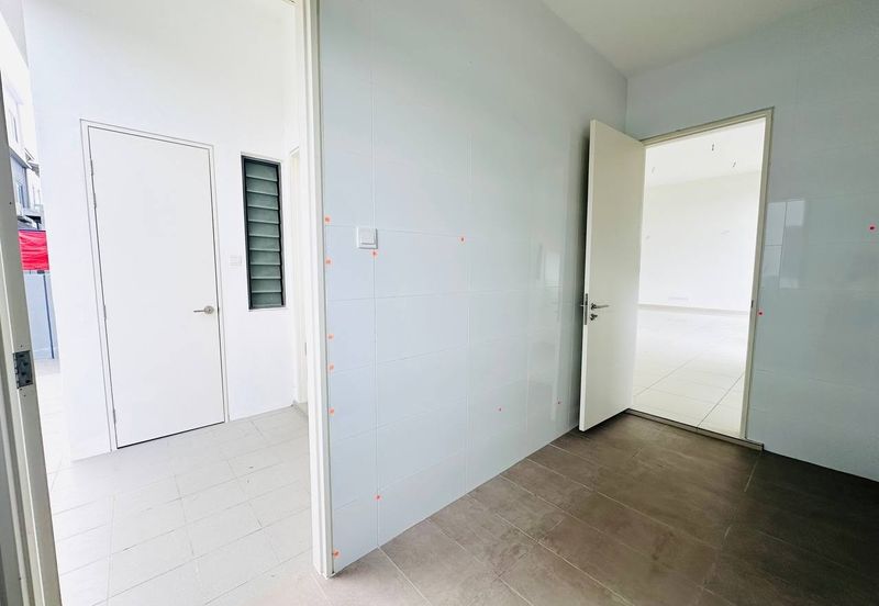 Broadleaf Residences, Hometree