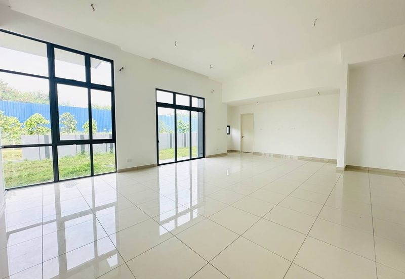 Broadleaf Residences, Hometree